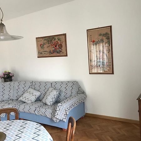Appartamento Zia Vitto Bellano Luaran gambar